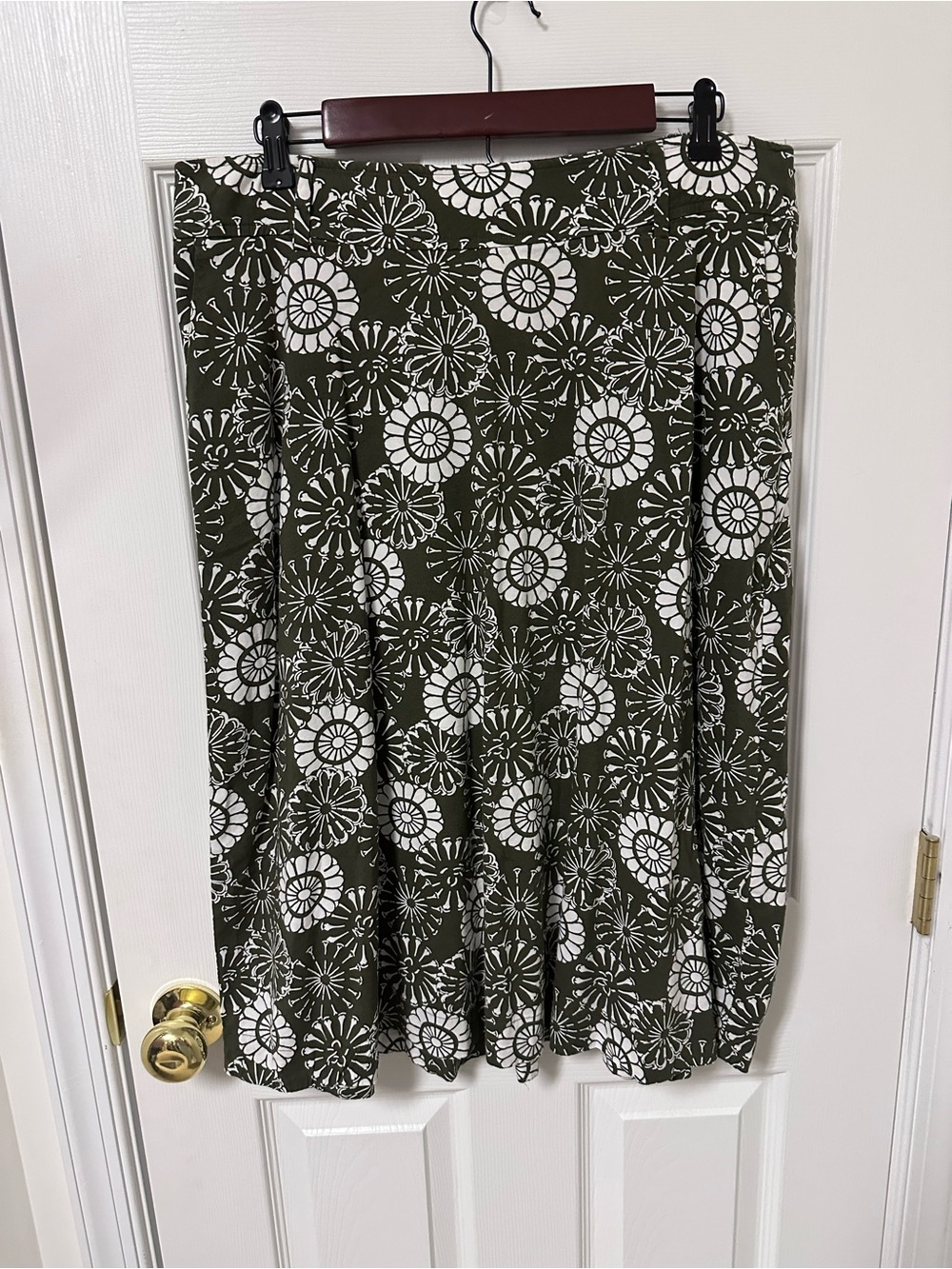 LOFT Olive Green Floral Circle Skater Skirt